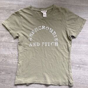 🔥NWOT Abercrombie cotton tee